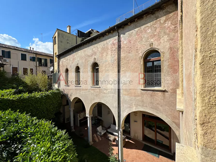 Immagine 15 di Appartamento in vendita  in PIAZZA DELLE ERBE a Padova
