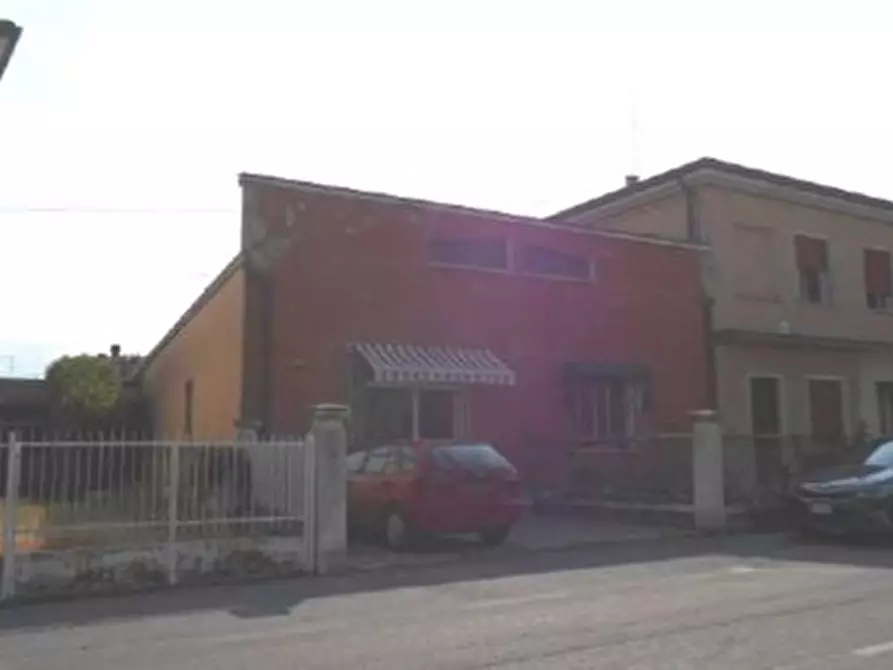 Immagine 4 di Palazzo in vendita  in VIA SAN VITO MARTIRE 10 a Cerea