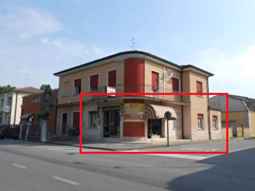 Immagine 37 di Palazzo in vendita  in VIA SAN VITO MARTIRE 10 a Cerea