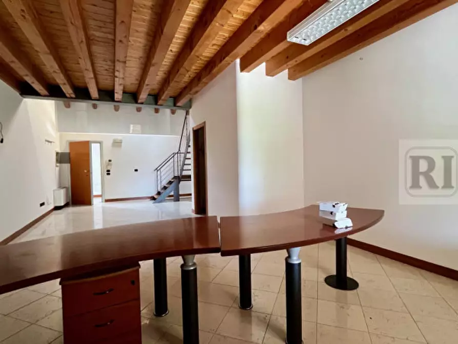 Immagine 3 di Ufficio in affitto  in via del santo a Limena