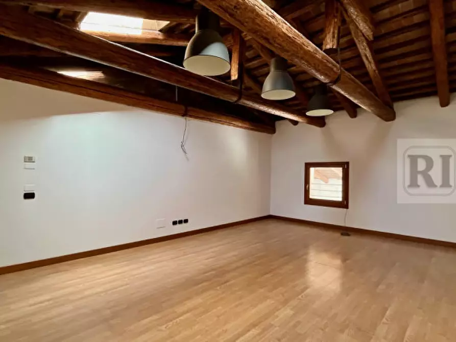 Immagine 11 di Ufficio in affitto  in via del santo a Limena