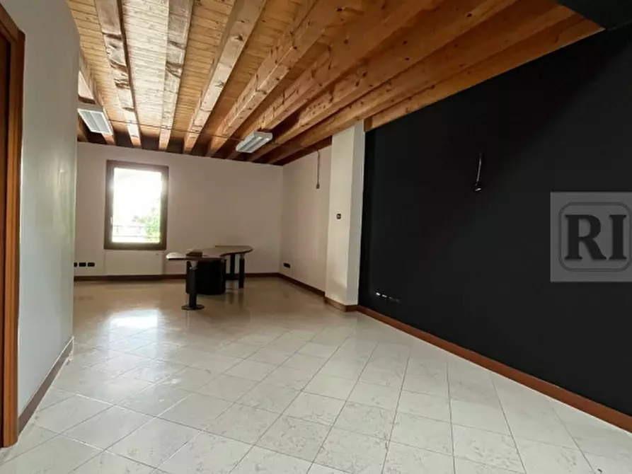 Immagine 9 di Ufficio in affitto  in via del santo a Limena