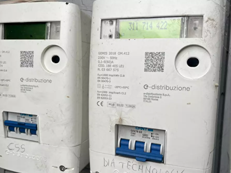 Immagine 14 di Ufficio in affitto  in via del santo a Limena