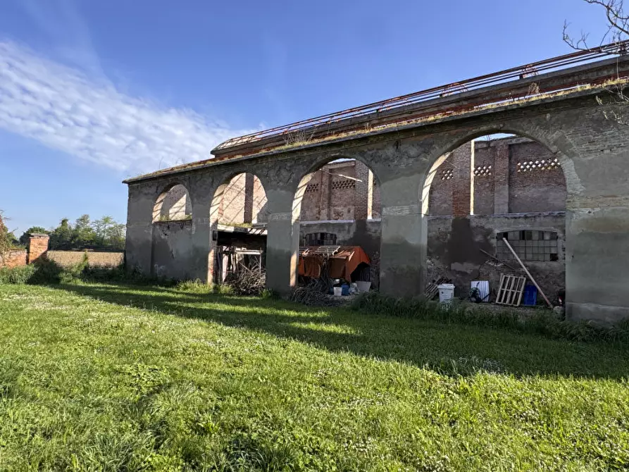 Immagine 6 di Casa indipendente in vendita  in Via Contarina a Giacciano Con Baruchella
