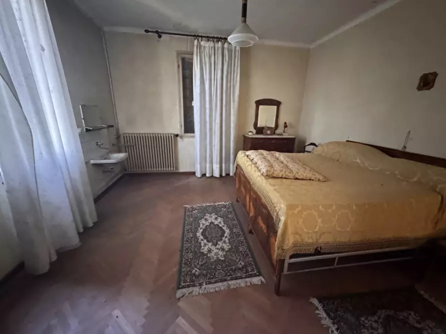 Immagine 26 di Casa indipendente in vendita  in Via Contarina a Giacciano Con Baruchella