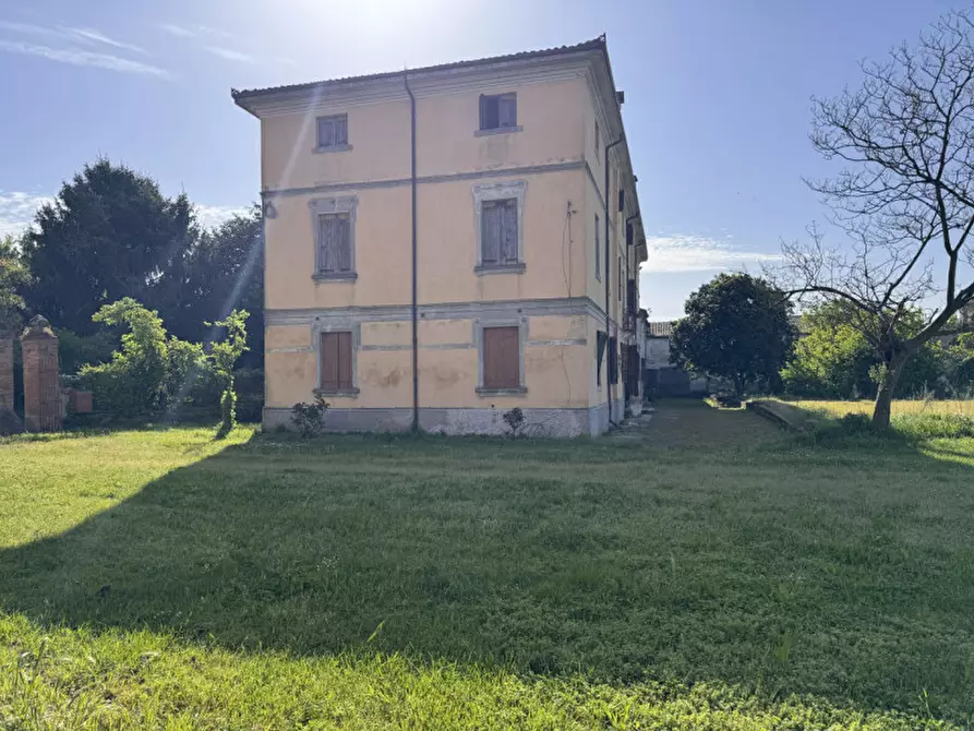 Immagine 30 di Casa indipendente in vendita  in Via Contarina a Giacciano Con Baruchella