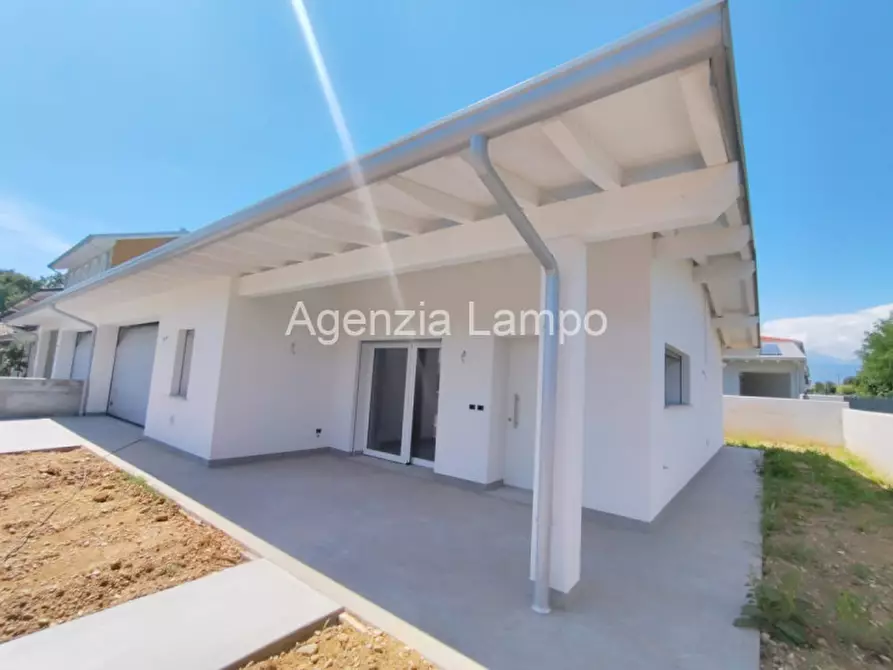 Immagine 2 di Casa bifamiliare in vendita  in Vai Borgo Casoni a Pordenone