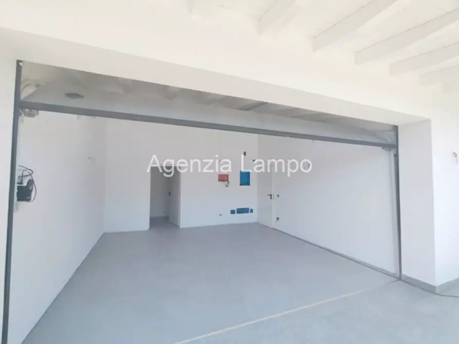 Immagine 9 di Casa bifamiliare in vendita  in Vai Borgo Casoni a Pordenone