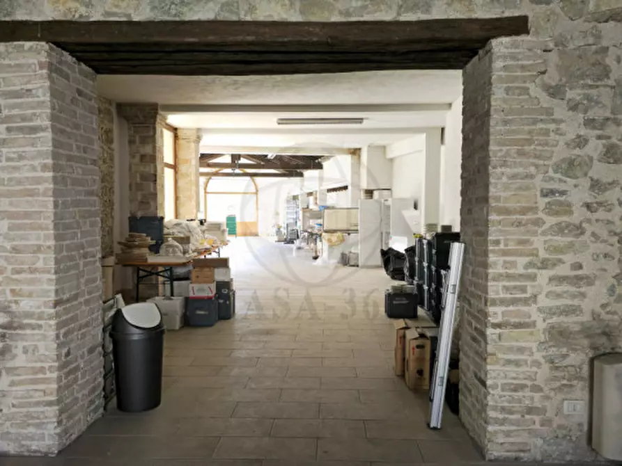 Immagine 7 di Negozio in vendita  in Vocabolo Isola, 14 a Arrone