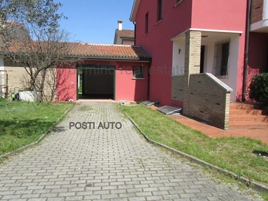 Immagine 52 di Casa bifamiliare in vendita  in Via Amerigo Vespucci a Selvazzano Dentro