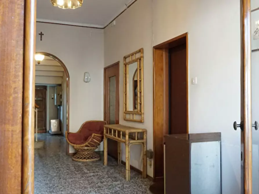 Immagine 11 di Casa trifamiliare in vendita  in Via Nazionale, 19 a Sissa Trecasali