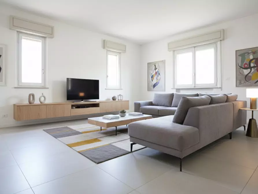 Immagine 11 di Casa trifamiliare in vendita  in Via Nazionale, 19 a Sissa Trecasali