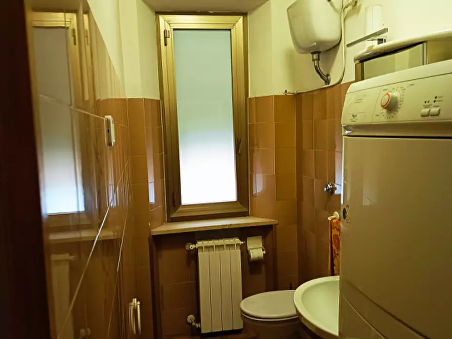 Immagine 7 di Appartamento in vendita  in via Fabriano a Ancona