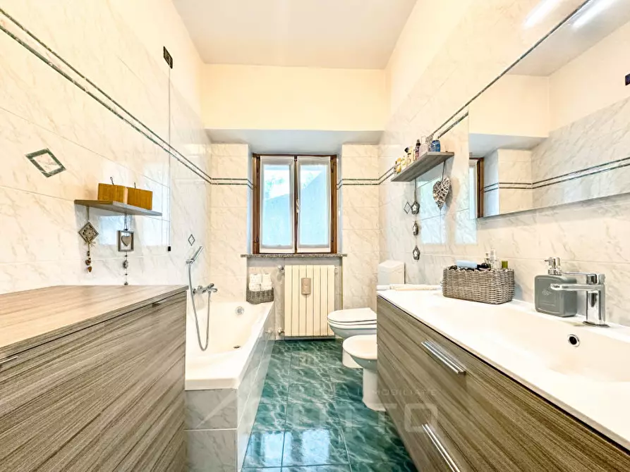 Immagine 5 di Appartamento in vendita  in via riale n 6 a Grignasco