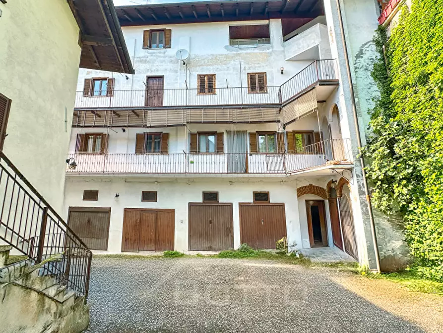 Immagine 14 di Appartamento in vendita  in via riale n 6 a Grignasco