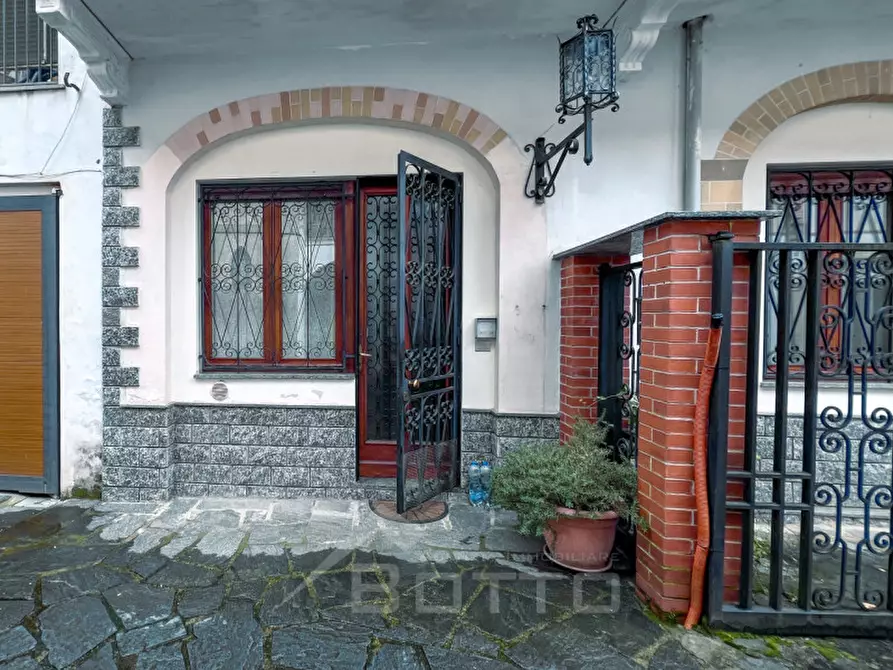 Immagine 17 di Appartamento in vendita  in piazza garibaldi n 17 a Grignasco