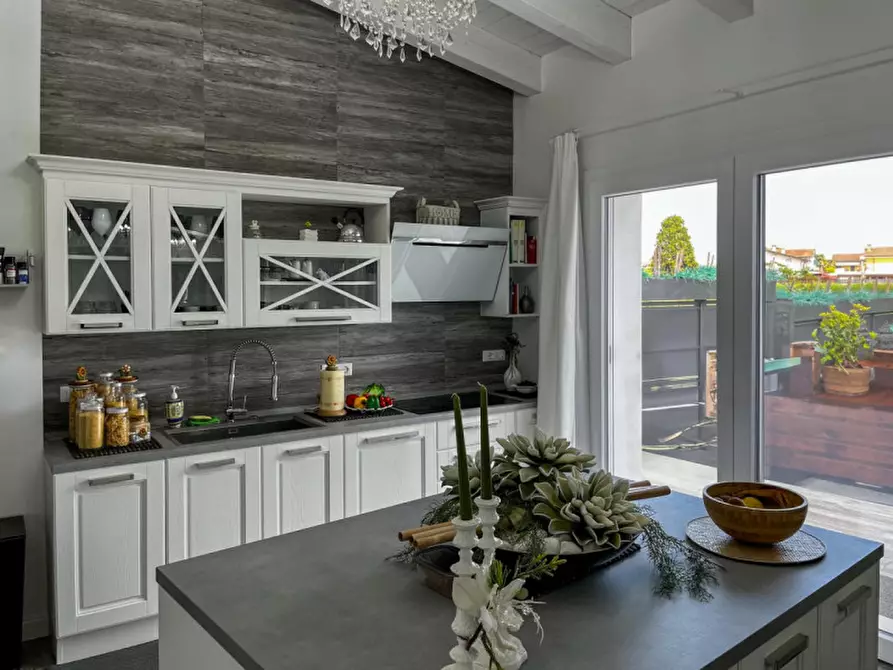 Immagine 2 di Casa indipendente in vendita  in Via Antonio Brigenti a Agna