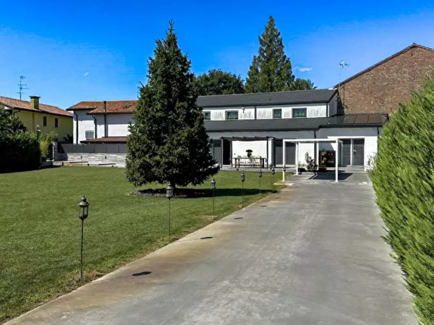 Immagine 27 di Casa indipendente in vendita  in Via Antonio Brigenti a Agna