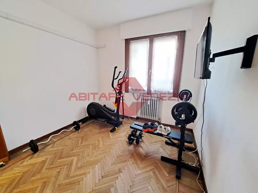 Immagine 8 di Appartamento in vendita  in via Dardanelli 28 a Venezia