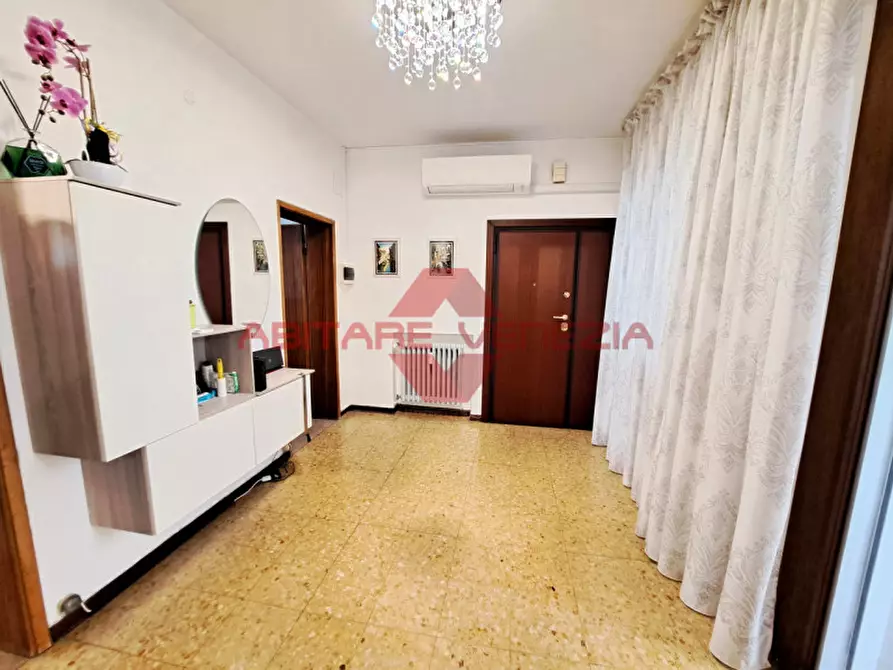 Immagine 23 di Appartamento in vendita  in via Dardanelli 28 a Venezia