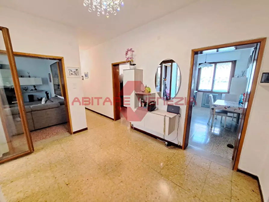 Immagine 24 di Appartamento in vendita  in via Dardanelli 28 a Venezia