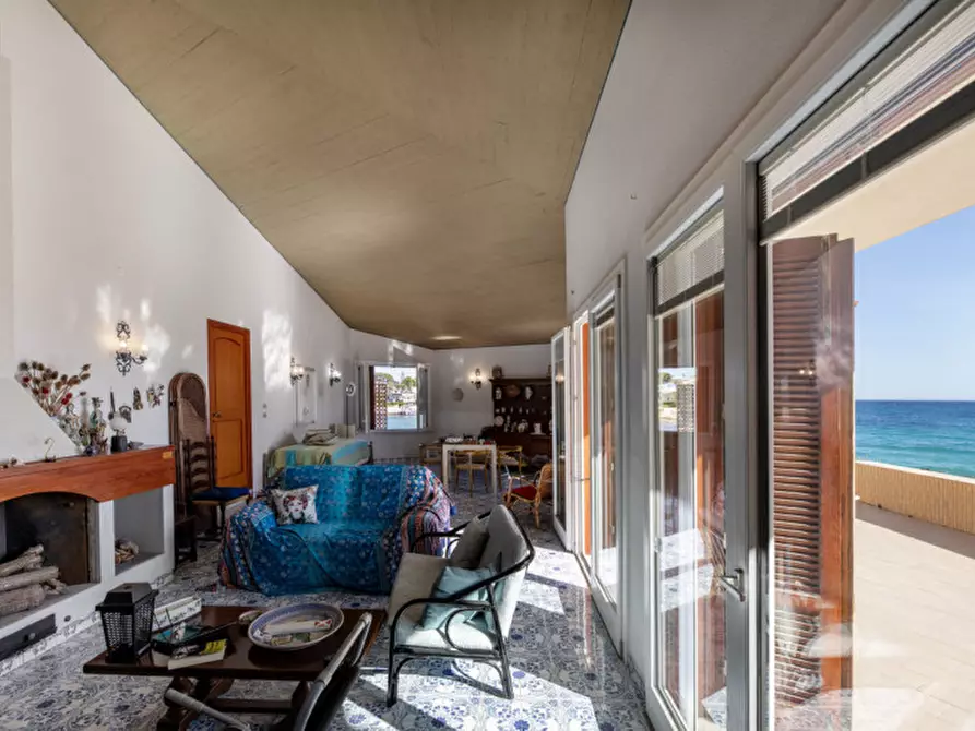 Immagine 10 di Villa in vendita  in Viale dei Lidi 475 a Siracusa