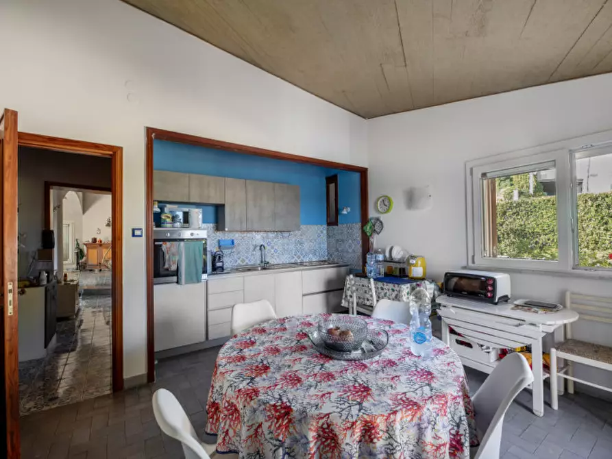 Immagine 13 di Villa in vendita  in Viale dei Lidi 475 a Siracusa