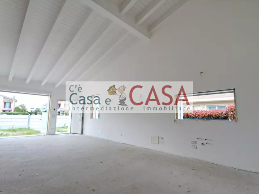 Immagine 2 di Casa bifamiliare in vendita  in Viale Giuseppe Mazzini a Mestrino