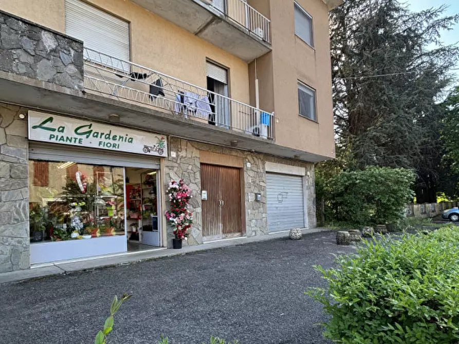 Immagine 4 di Negozio in vendita  in Via Nazionale, 19 a Sissa Trecasali