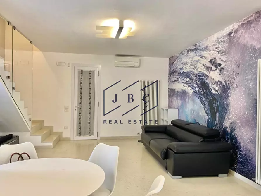 Immagine 5 di Casa indipendente in vendita  in Via Amerigo Vespucci a Jesolo