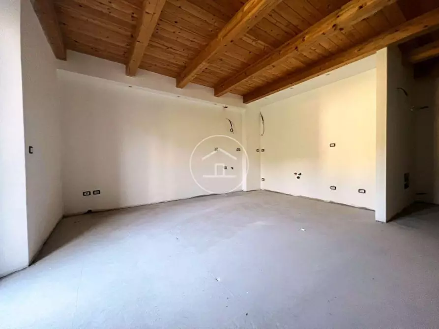 Immagine 4 di Appartamento in vendita  in Via Roma 2 a Vernio