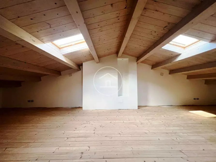 Immagine 5 di Appartamento in vendita  in Via Roma 2 a Vernio