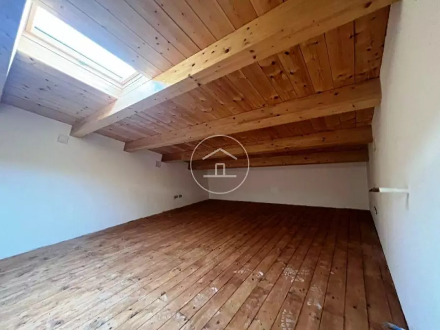 Immagine 12 di Appartamento in vendita  in Via Roma 2 a Vernio