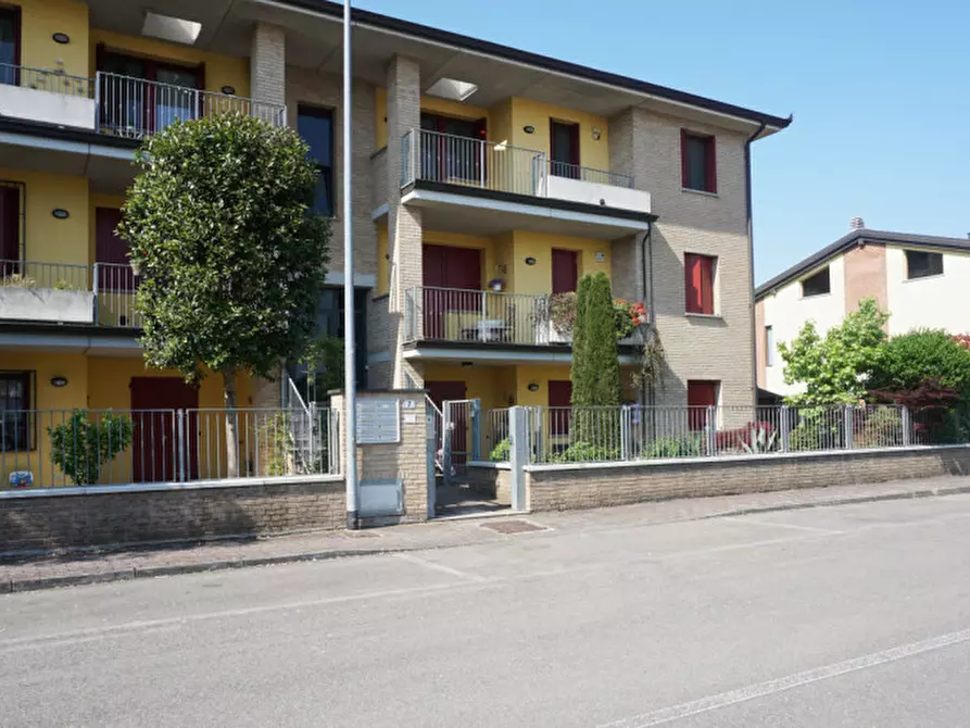 Immagine 5 di Appartamento in vendita  in Via della Costituente 7 a Colorno