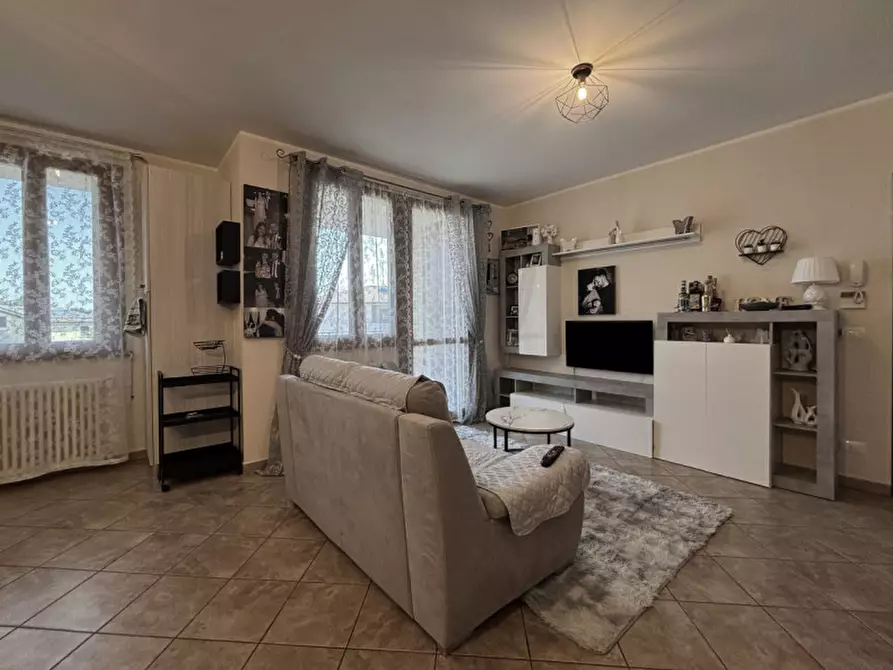 Immagine 11 di Appartamento in vendita  in Via della Costituente 7 a Colorno