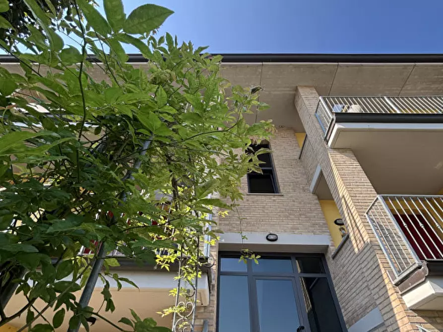Immagine 34 di Appartamento in vendita  in Via della Costituente 7 a Colorno