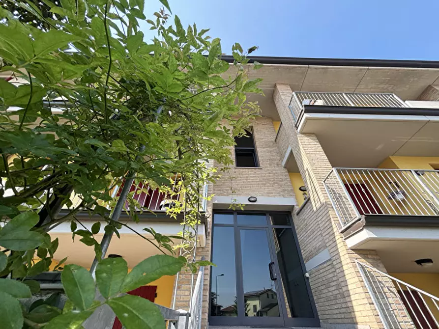 Immagine 35 di Appartamento in vendita  in Via della Costituente 7 a Colorno