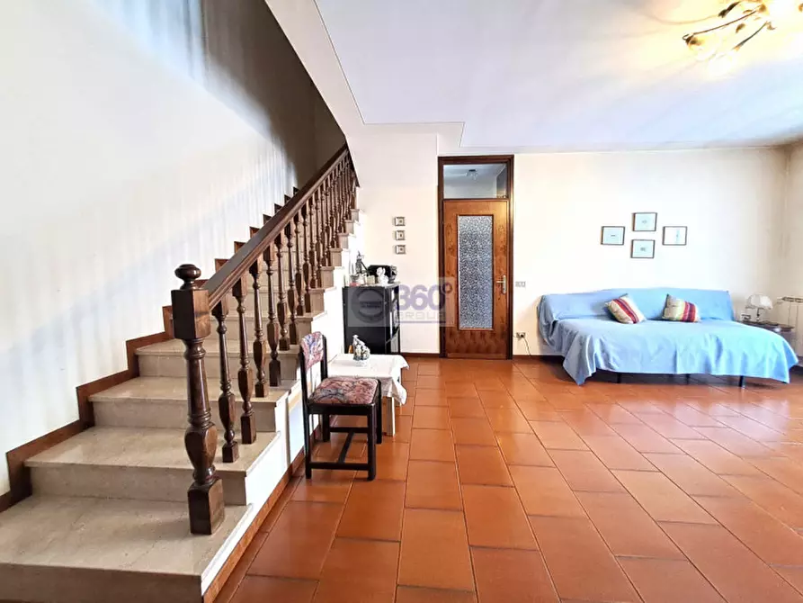 Immagine 9 di Villetta a schiera in vendita  in Via San Rocco a Passirano