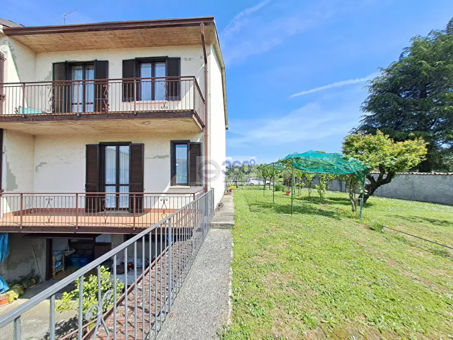 Immagine 40 di Villetta a schiera in vendita  in Via San Rocco a Passirano