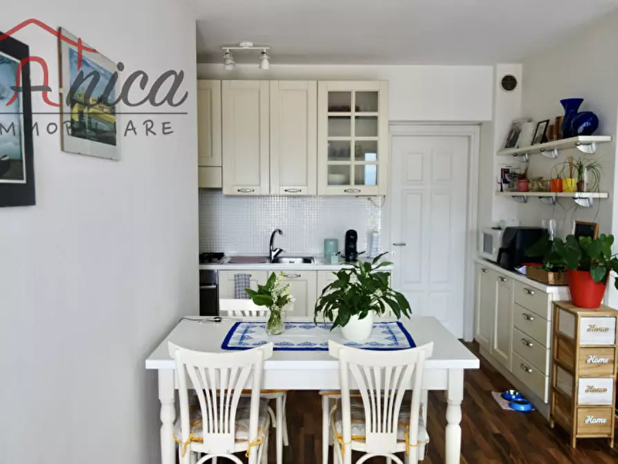 Immagine 4 di Appartamento in vendita  in Via di Zell a Trento