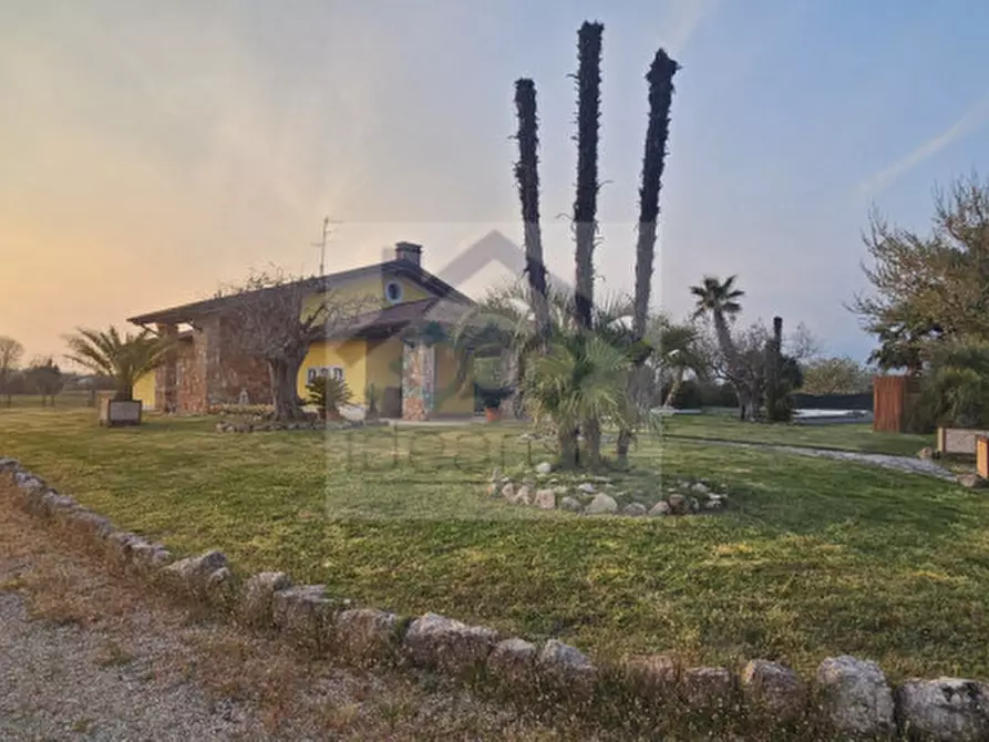 Immagine 24 di Villa in vendita  in Località Sgarbella a Bussolengo