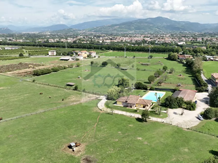 Immagine 39 di Villa in vendita  in Località Sgarbella a Bussolengo