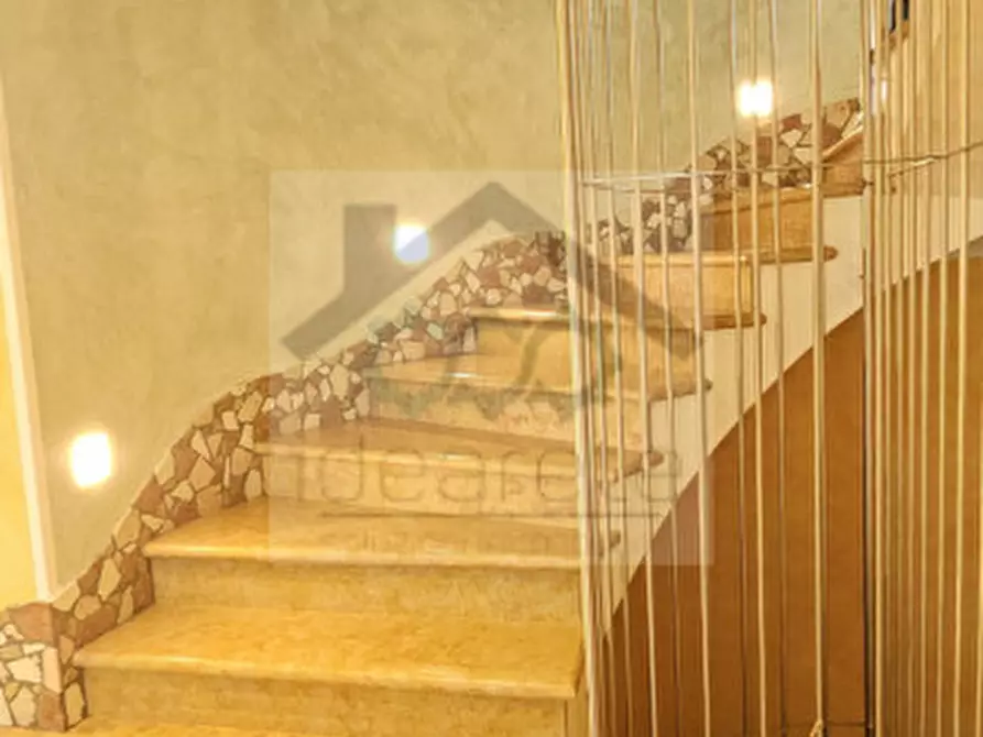 Immagine 43 di Villa in vendita  in Località Sgarbella a Bussolengo