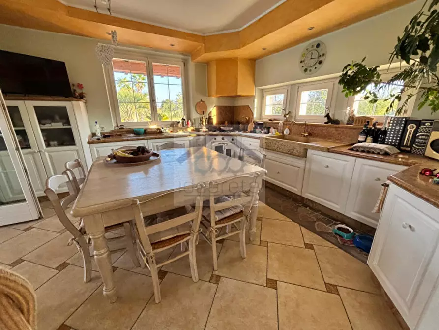 Immagine 49 di Villa in vendita  in Località Sgarbella a Bussolengo