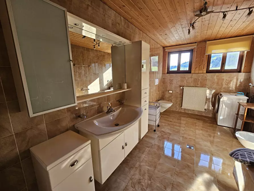 Immagine 14 di Appartamento in affitto  in via Pumes a San Candido .Innichen.