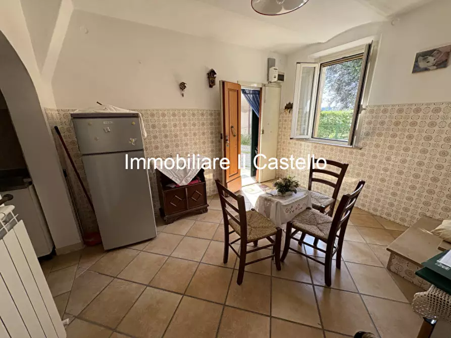 Immagine 4 di Villetta a schiera in vendita  in Piazza Molinari a Castiglione Del Lago