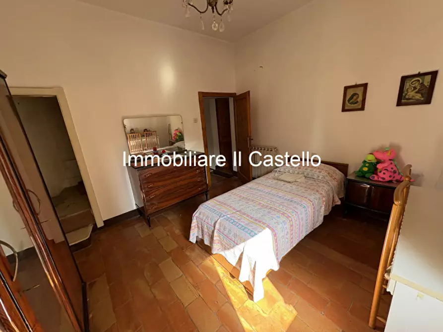 Immagine 12 di Villetta a schiera in vendita  in Piazza Molinari a Castiglione Del Lago