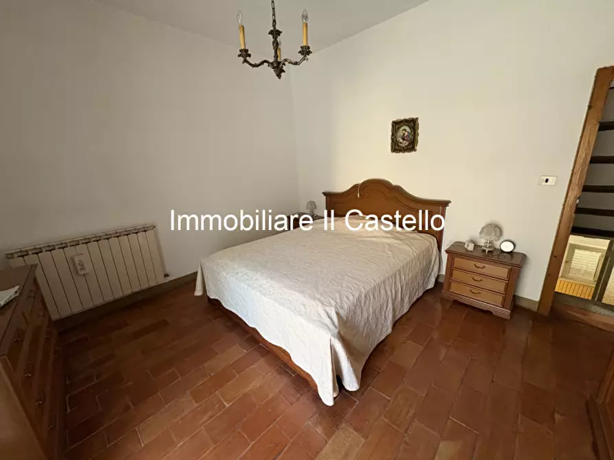 Immagine 20 di Villetta a schiera in vendita  in Piazza Molinari a Castiglione Del Lago