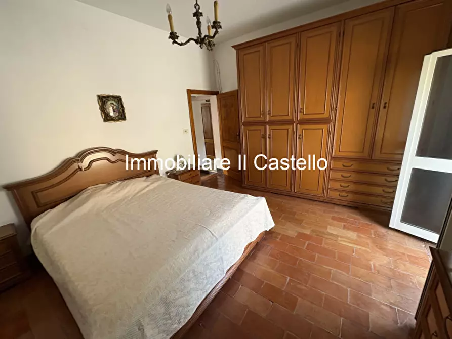 Immagine 21 di Villetta a schiera in vendita  in Piazza Molinari a Castiglione Del Lago