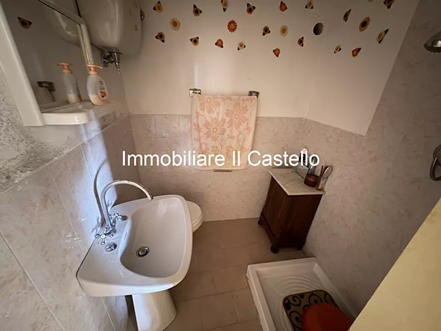 Immagine 26 di Villetta a schiera in vendita  in Piazza Molinari a Castiglione Del Lago